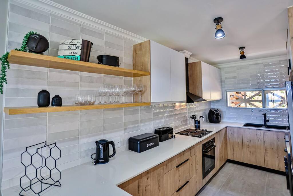 Ferienwohnung Large Sea View, Walk To Eateries, Loadshed Free Ballito Exterior foto